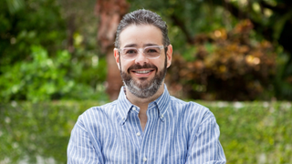 A Very Long Conversation With Univision’s Isaac Lee About Deleting Posts